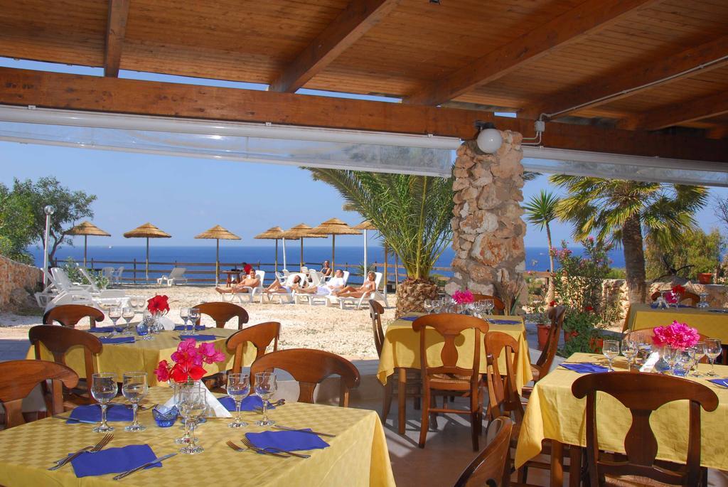 Villaggio La Roccia Camping Lampedusa Exterior foto